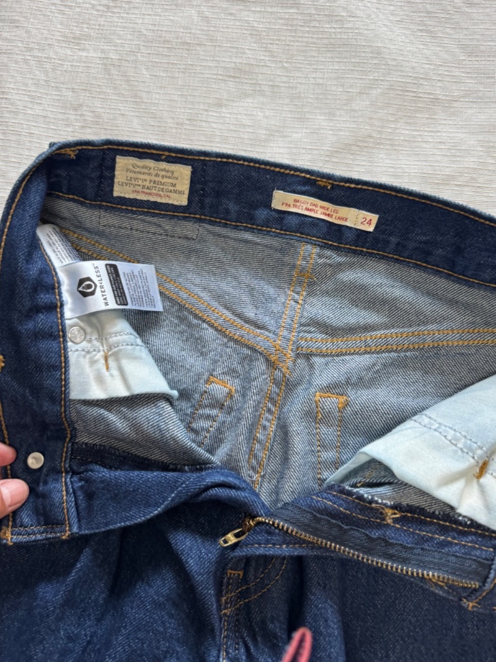 Levi's Premium Baggy Dad Wide Leg Dark Blue Wide Leg Flare Jeans size 24 - Picture 6 of 12